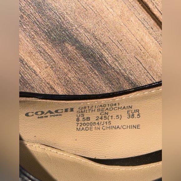 Coach 85mm Waverly Samantha pumps in black leather with beadchain detailing - Picture 9 of 13